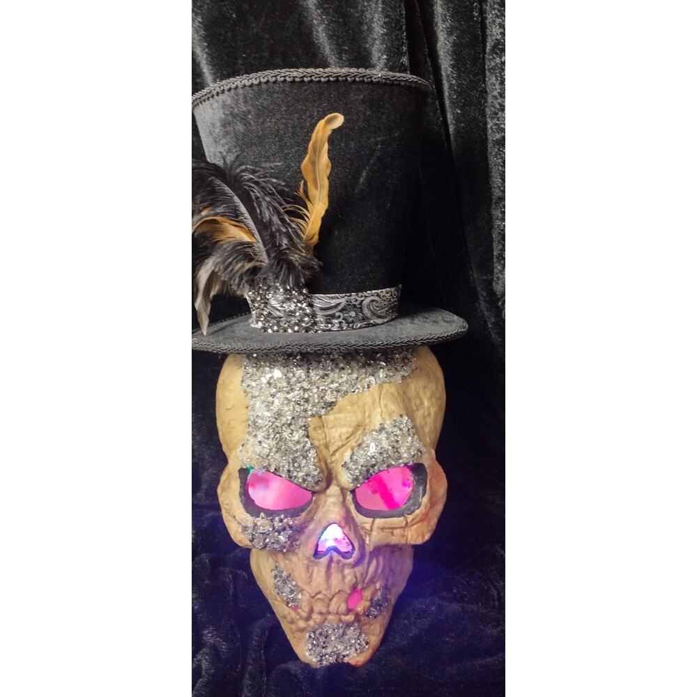 HTF Christian Siriano Large~20” Light Up Sequined Skull with Top Hat Halloween